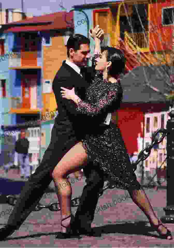 A Couple Dancing Tango In Buenos Aires Happy Tango: Sallycat S Guide To Dancing In Buenos Aires 2nd Edition
